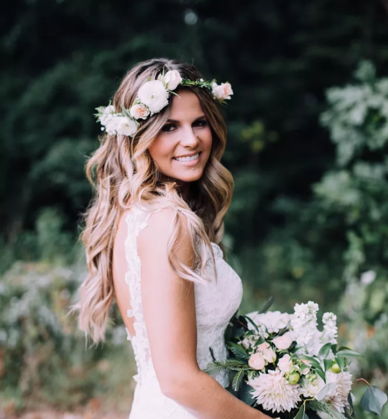 bridal hairstyle, surfer waves