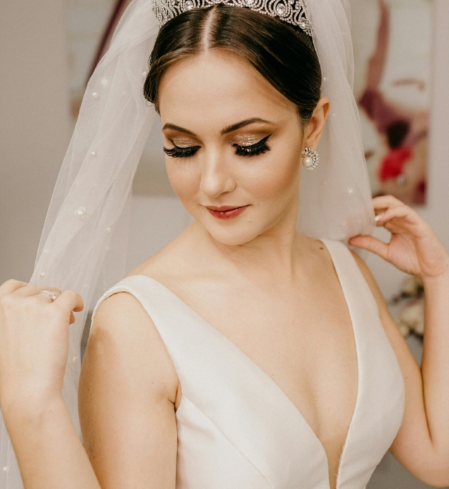 eye make-up for brides