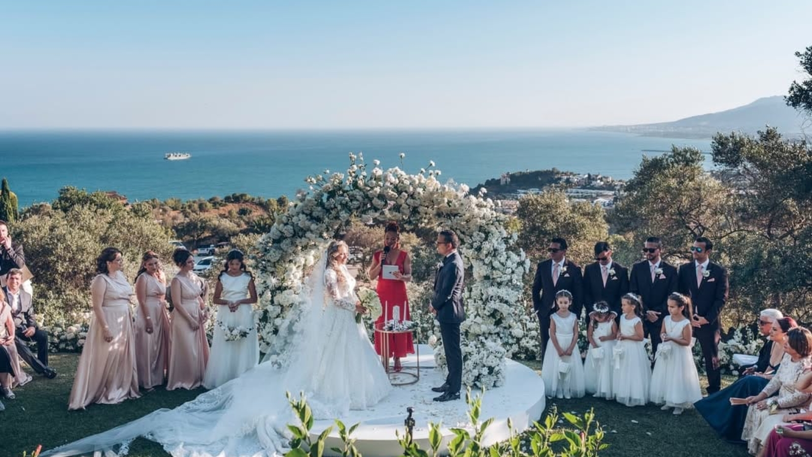 weddings in spain, wedding hairstylist, bridal hairstyles