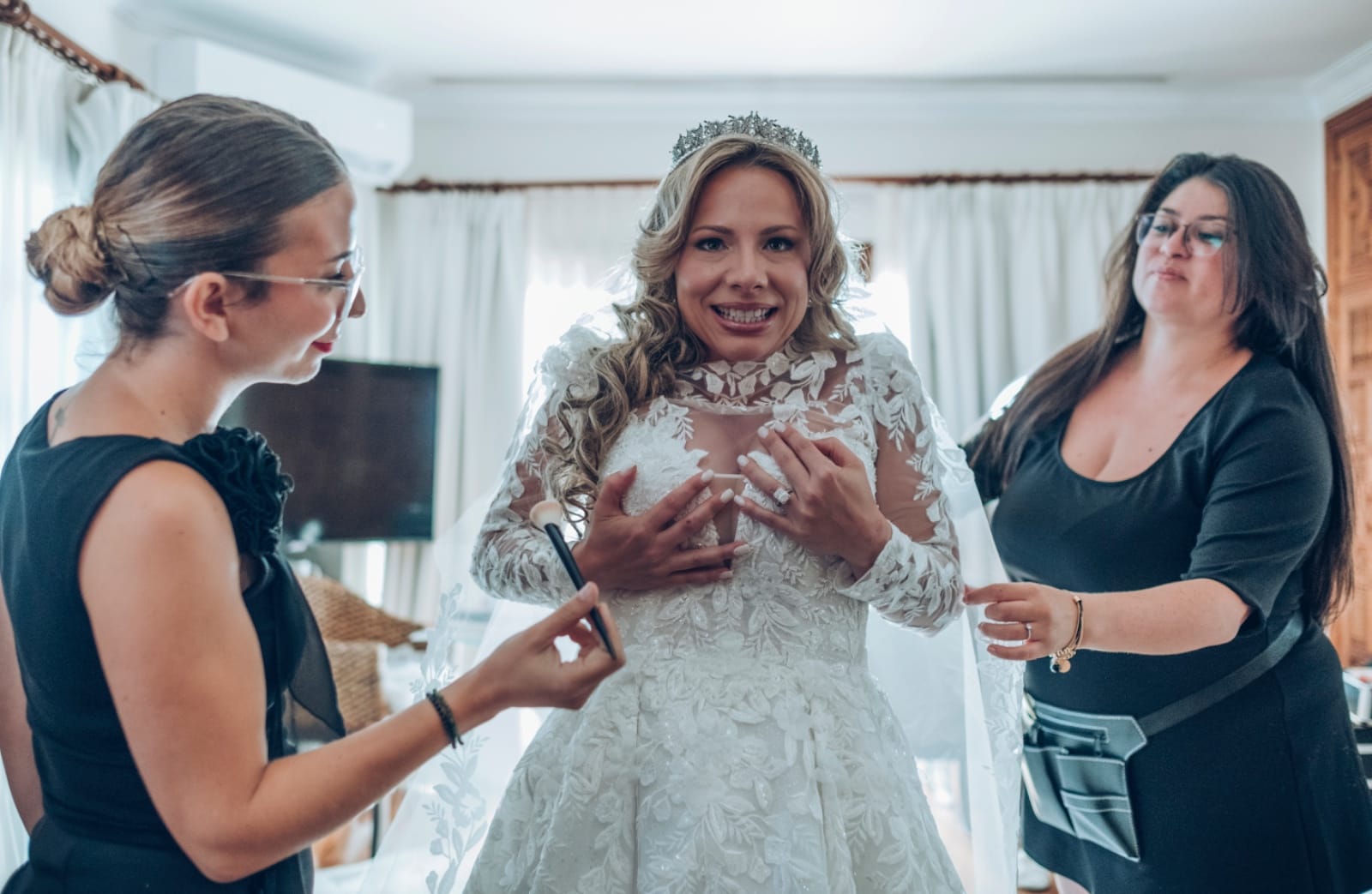 weddings in spain, wedding hairstylist, bridal hairstyles