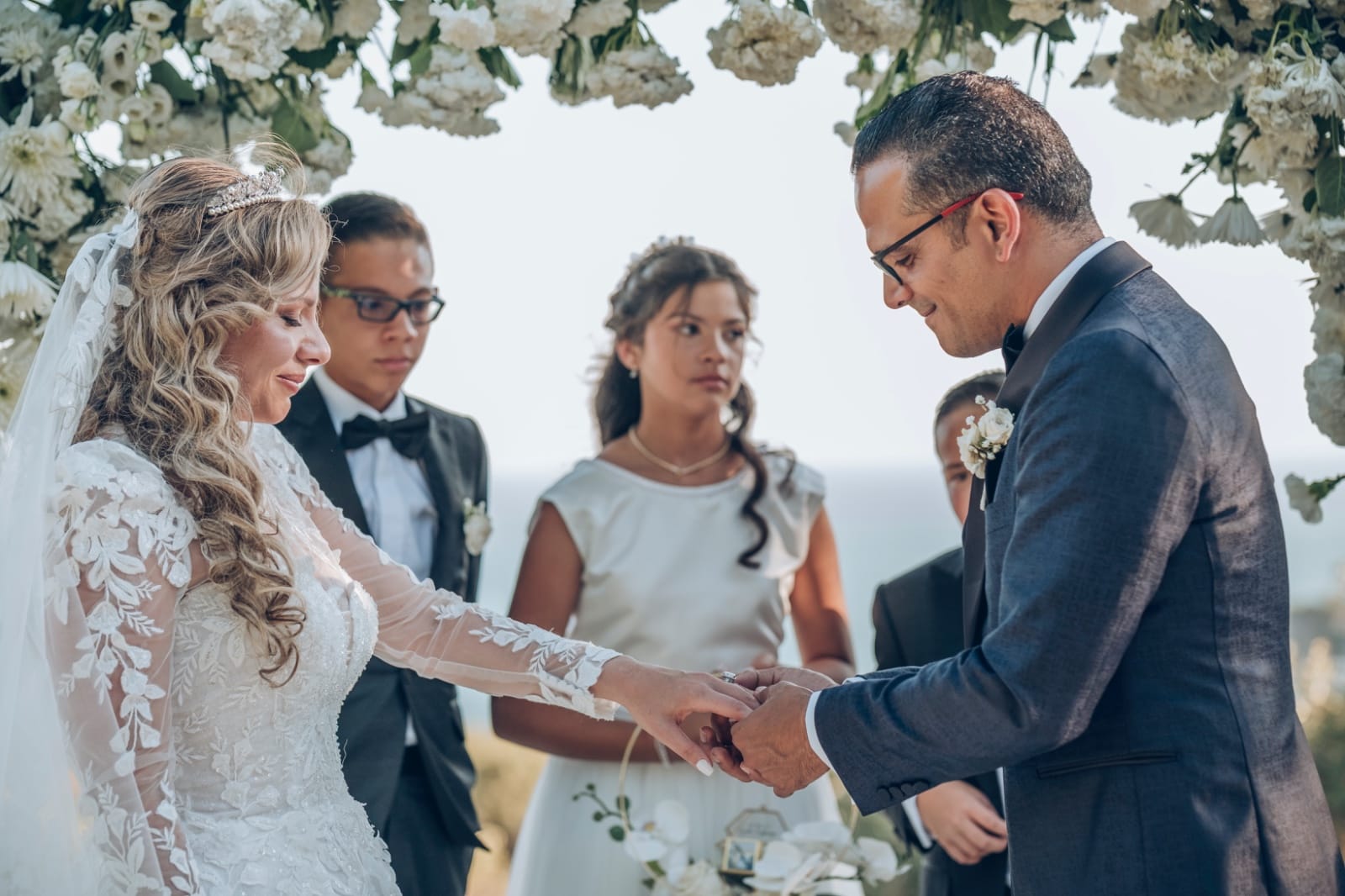 weddings in spain, wedding hairstylist, bridal hairstyles