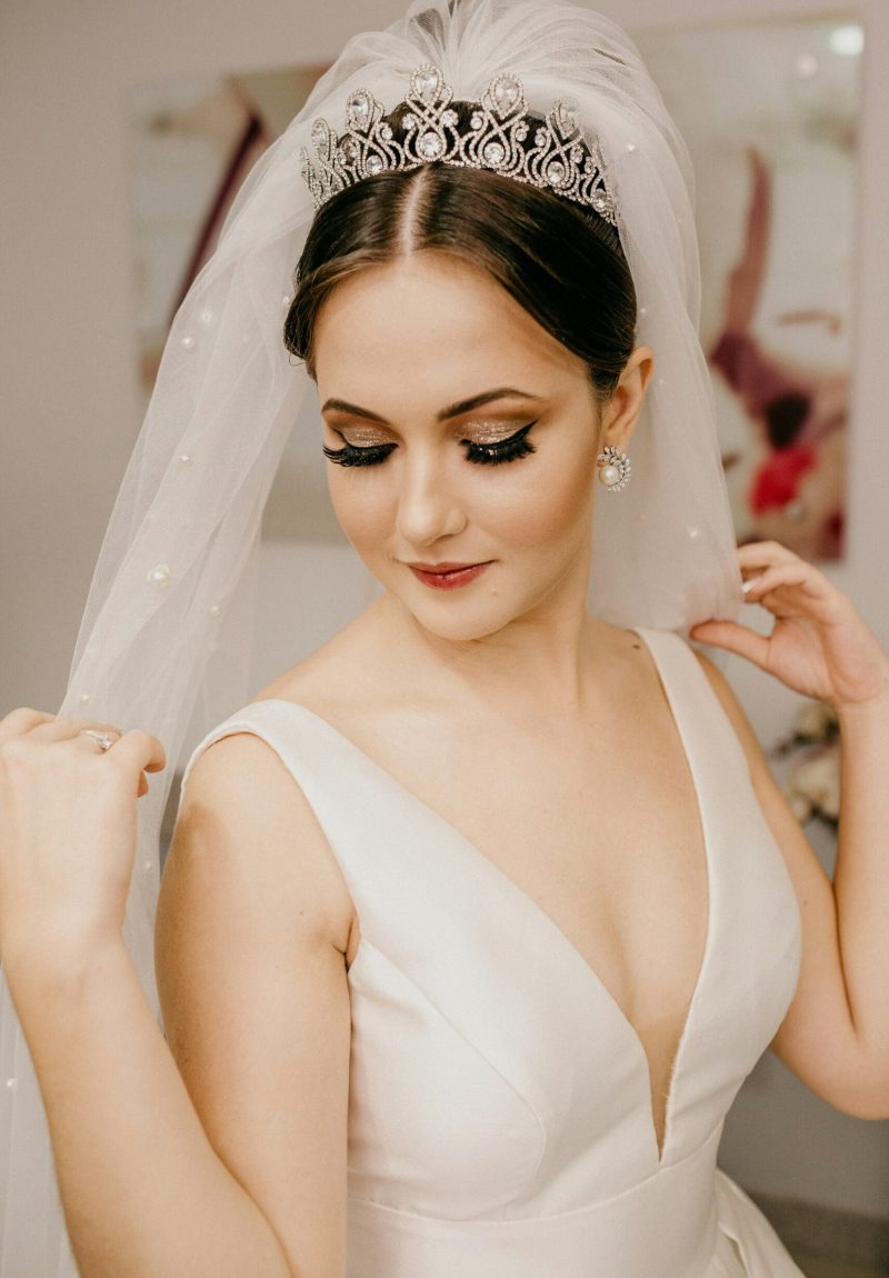 eye make-up for brides